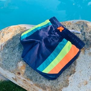 2T Boy’s swim shorts